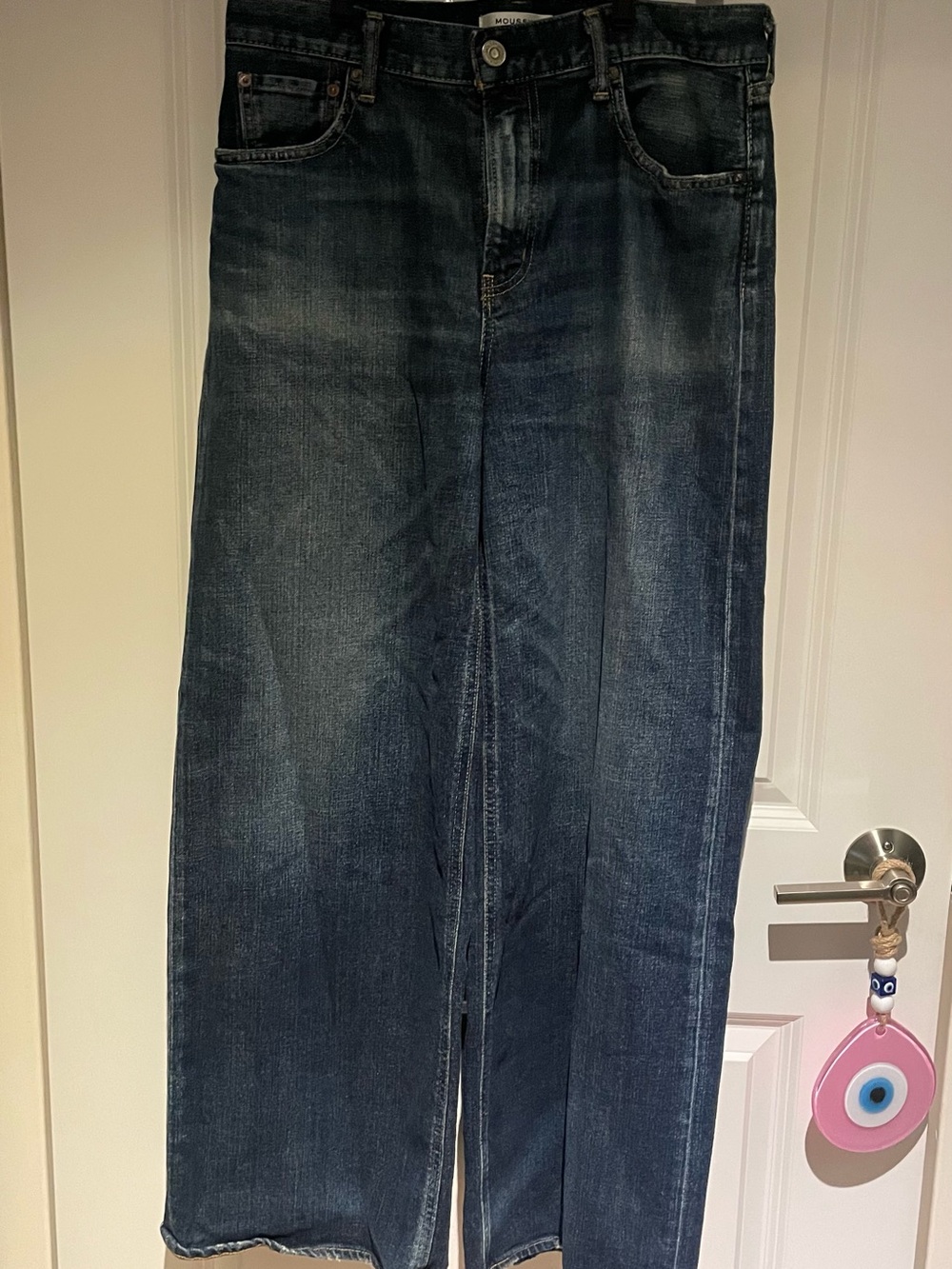 Relaxed women's jeans in Deep Indigo Wash